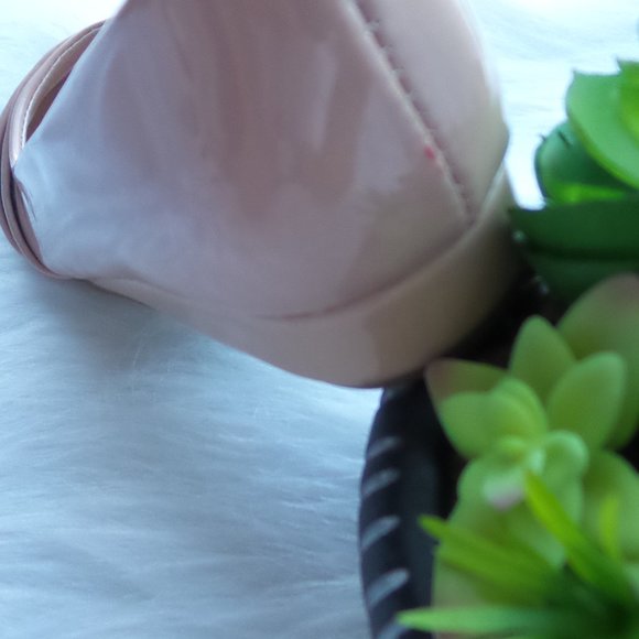 *SOLD* Rose Pink Patent Leather Flats - Picture 5 of 8